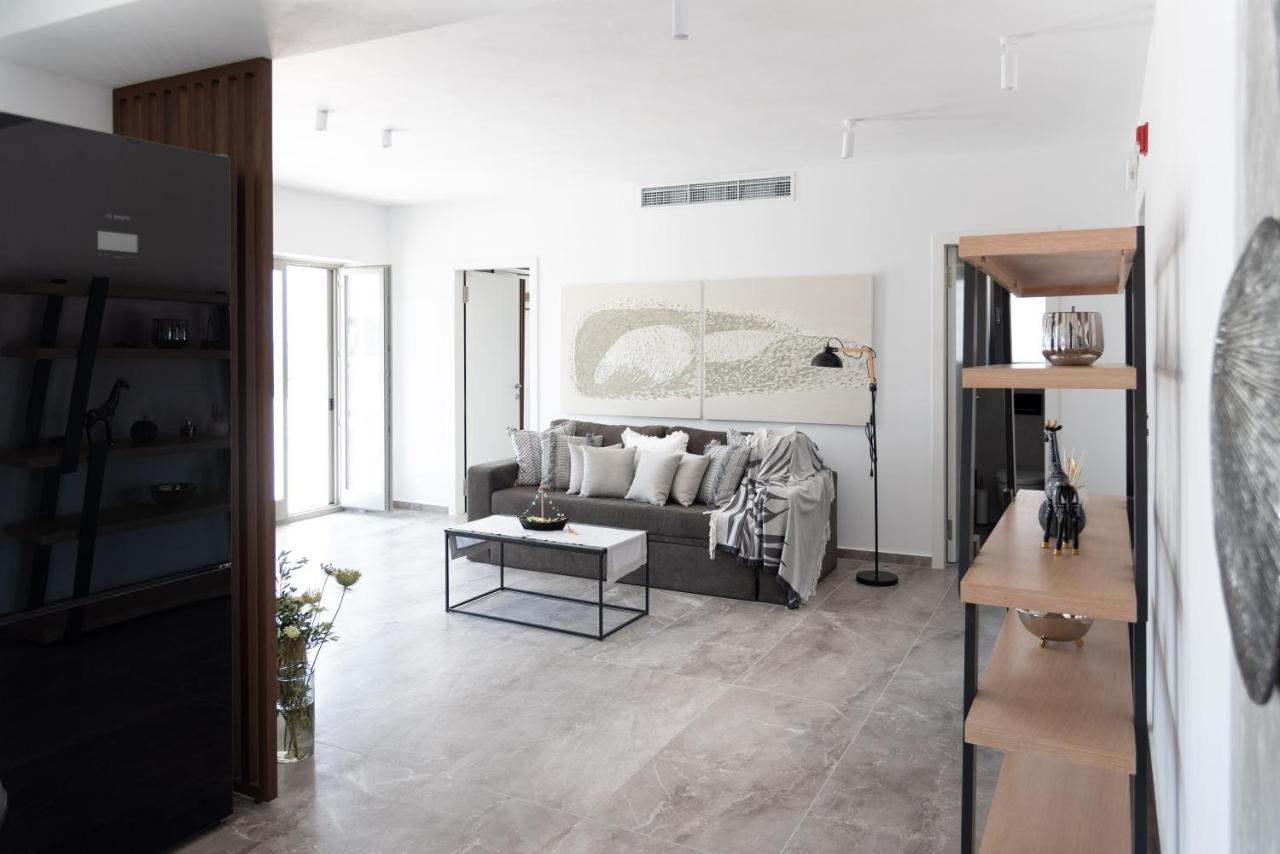 Golden Bay Luxury Villas And Suites Chrisi Akti  Extérieur photo