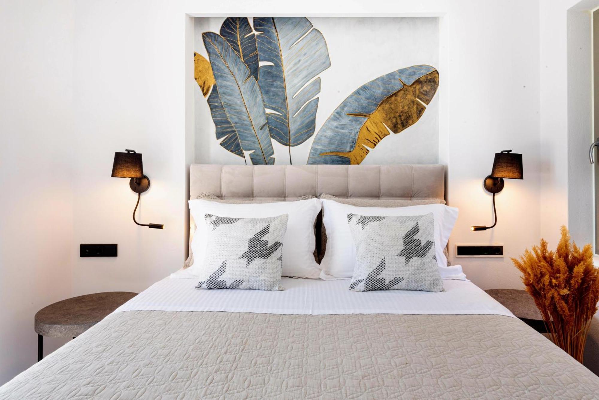 Golden Bay Luxury Villas And Suites Chrisi Akti  Extérieur photo