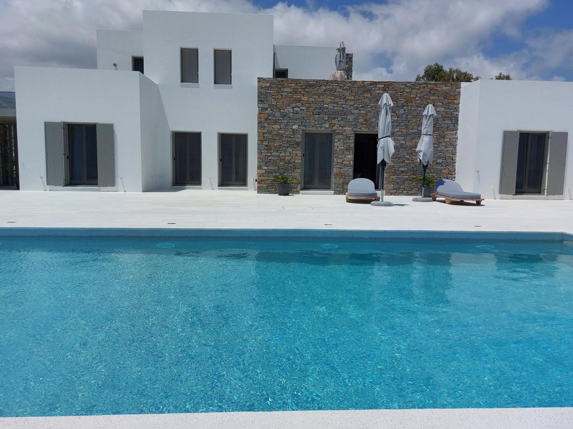 Golden Bay Luxury Villas And Suites Chrisi Akti  Extérieur photo