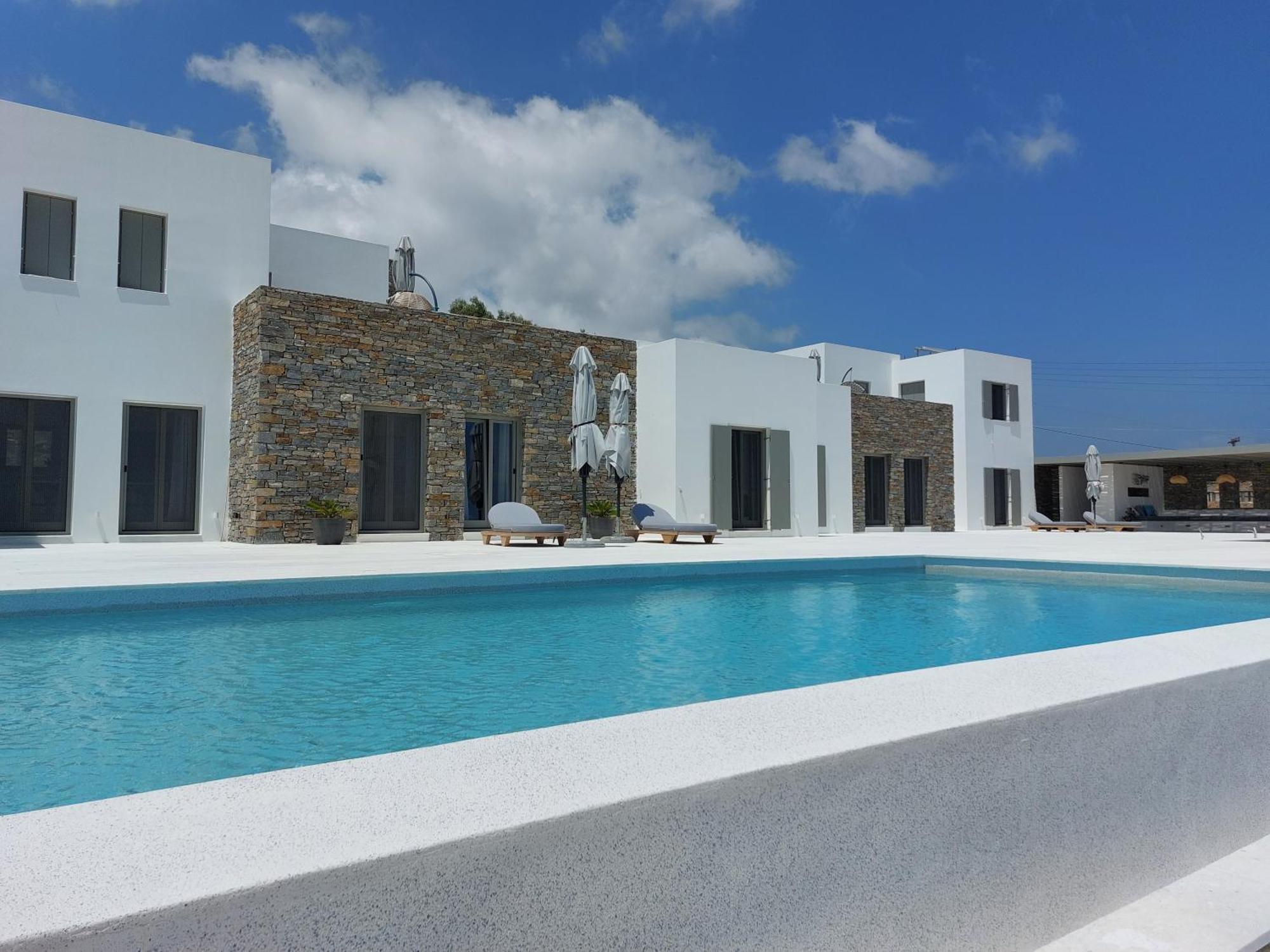 Golden Bay Luxury Villas And Suites Chrisi Akti  Extérieur photo